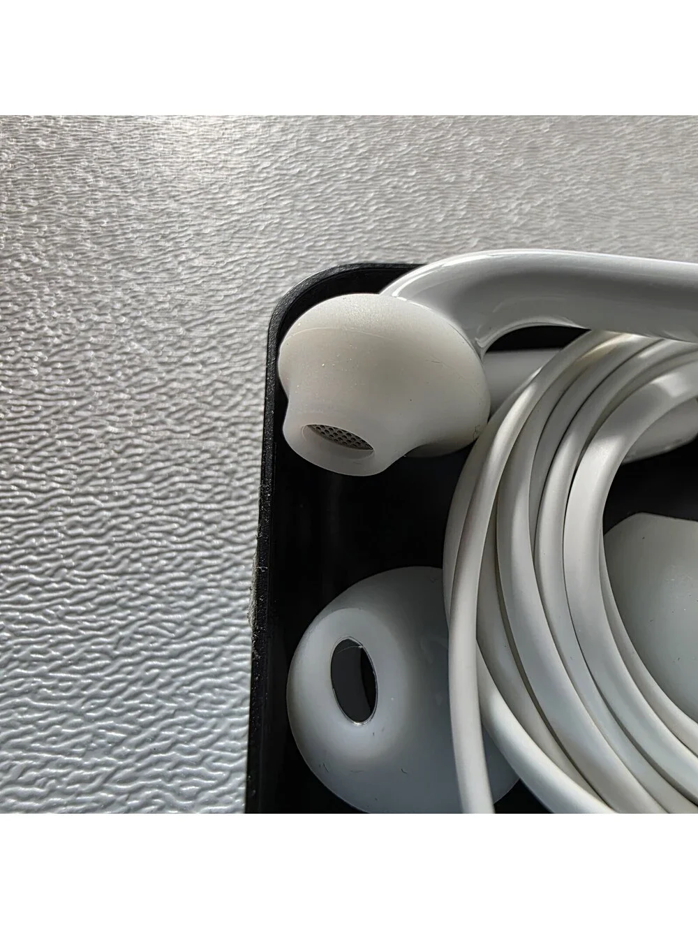 OEM Genuine Authentic Samsung Headphone Earbuds; Part Number EO-EG920BW